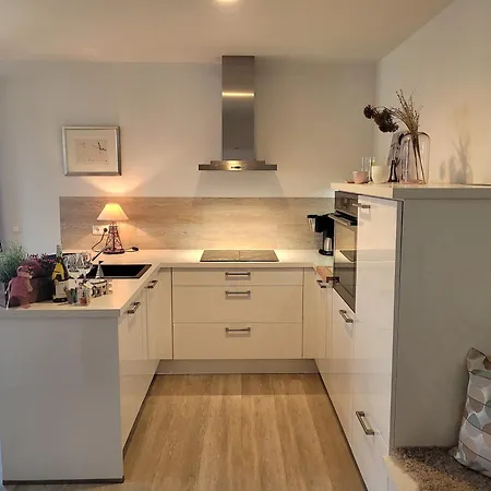App Glueck Am Mit 1 Sz Und Balkon, Strandnah By Unsere Urlaubszeit * 켈렌후센